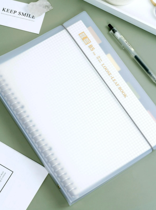1pc Random Loose-leaf Notebook