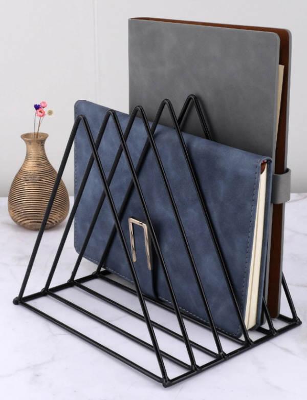1pc Black Triangle Bookend, Simple Multi-purpose Decorative Bookend For Office, Student Desk Storage