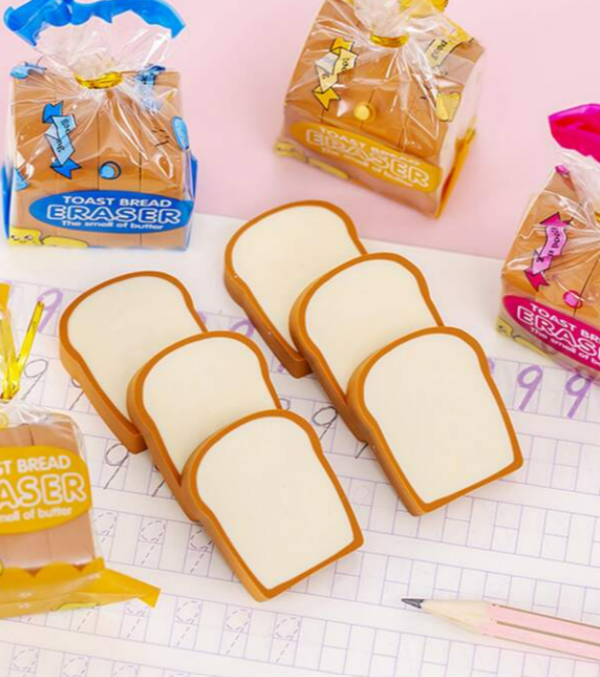 4pcs/set Random Color Creative Cartoon Bread Shaped Eraser, Personality Toast Slice Eraser