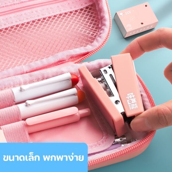 แม็กเย็บกระดาษพกพา ขนาดเล็ก เครื่องเย็บกระดาษขนาดเล็ก ลายการ์ตูนน่ารัก พร้อมลูกแม็ก พร้อมส่งในไทย - Image 2